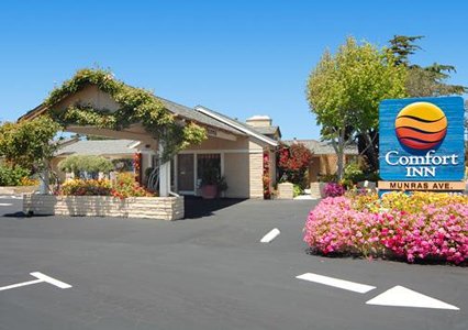 Comfort Inn Monterey by the Sea 01.[1]